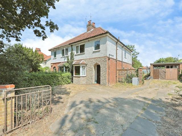 House for sale in North Earlham, East Bank