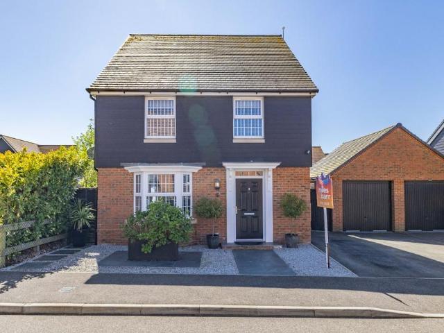 House for sale in Ash, Kent