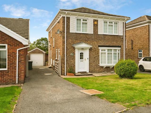 House for sale in Greasby, Wirral