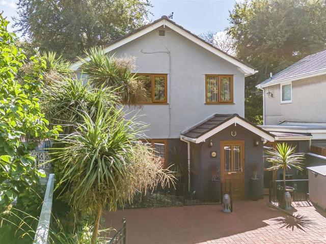 House for sale in Ynystawe, Wales