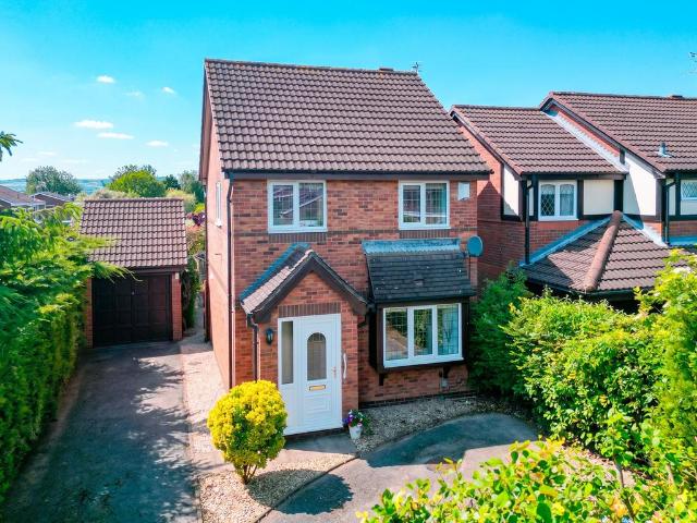 House for sale in Little Neston, West Vale