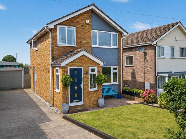 House for sale in Kippax, West Yorkshire