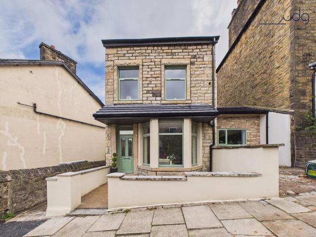 House for sale in Bulk, Bare