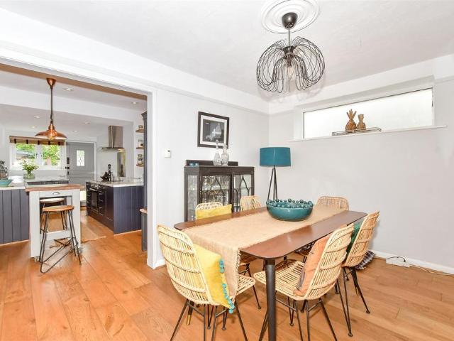 House for sale in Broadbridge, Chichester
