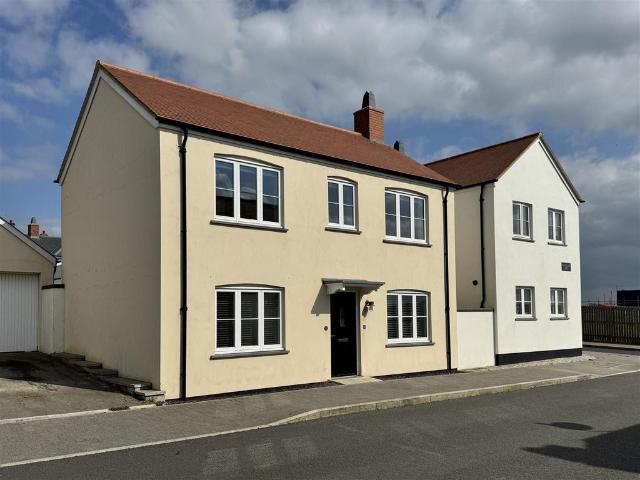 House for sale in St. Columb Minor, Newquay