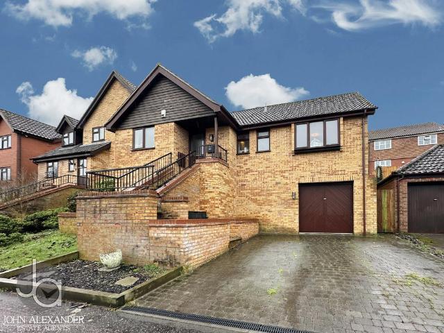 House for sale in Fordham Heath, Essex