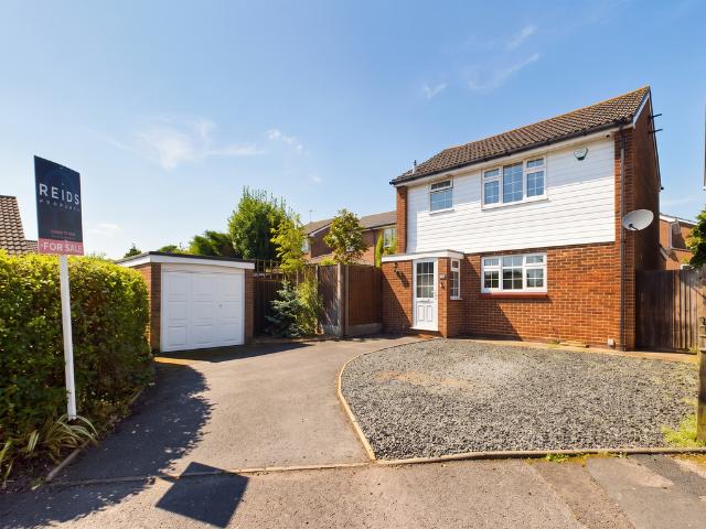House for sale in Crofton, Greater London