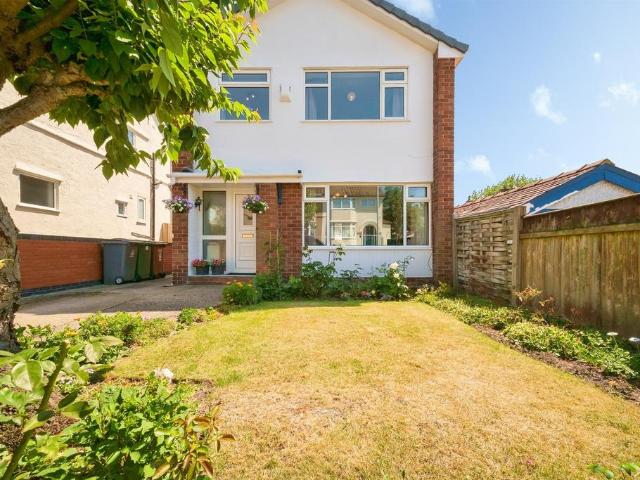 House for sale in Woodhey, Bebington