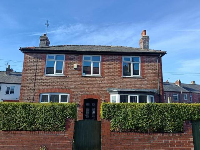 House for sale in Wilderspool, Warrington