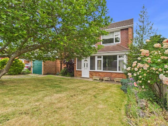 House for sale in Dedworth, Windsor