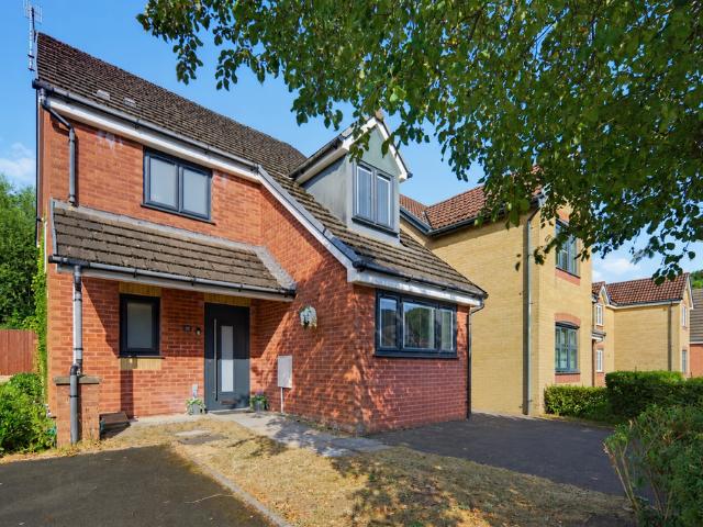 House for sale in Cwmafan, Wales