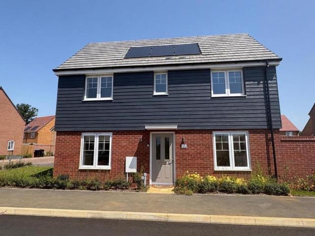 House for sale in Southfields, Northampton