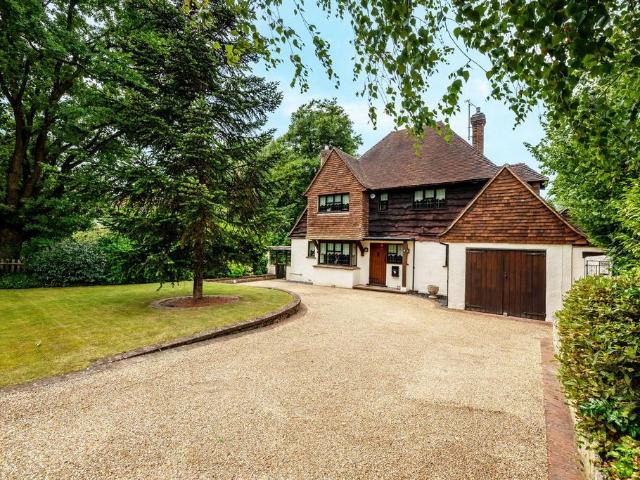 House for sale in London Borough of Bromley, Greater London