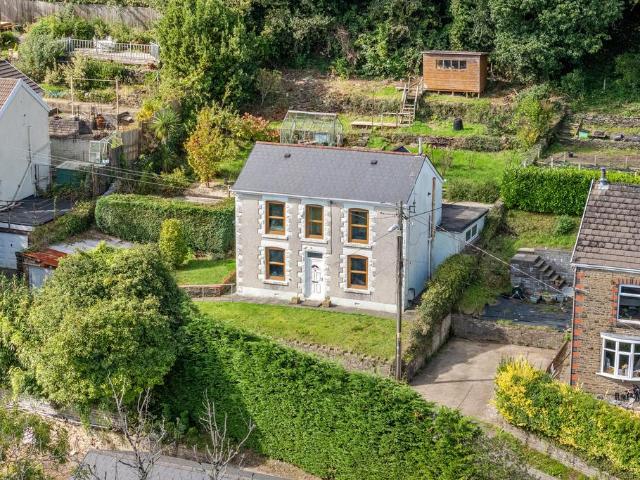 House for sale in Pontardawe