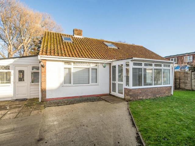 Bungalow for sale in Littlecote, West Sussex
