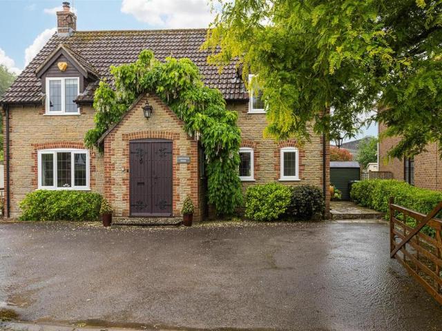 House for sale in Piddletrenthide