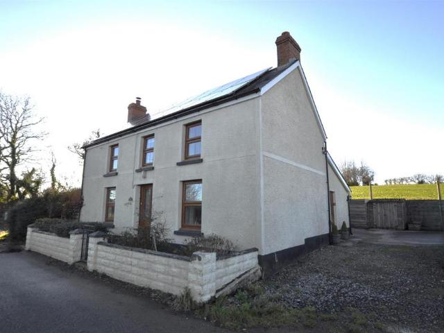 House for sale in Llanwinio, Llangynin