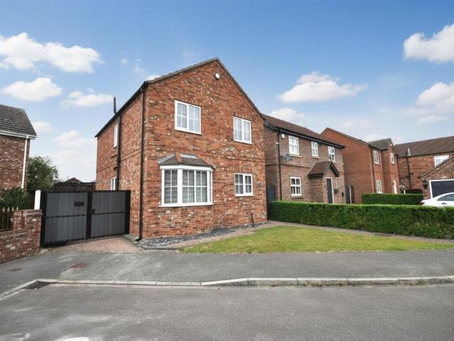 House for sale in Thorne, South Yorkshire