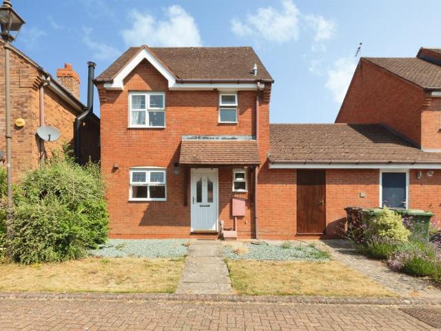 House for sale in Dickens Heath, West Midlands