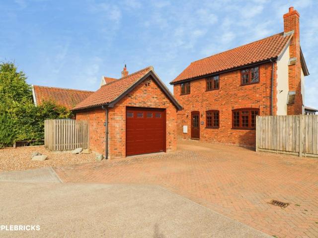 House for sale in Crowfield, Bedingfield