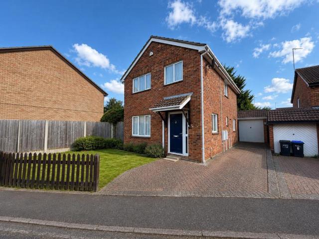 House for sale in Northampton, Northamptonshire