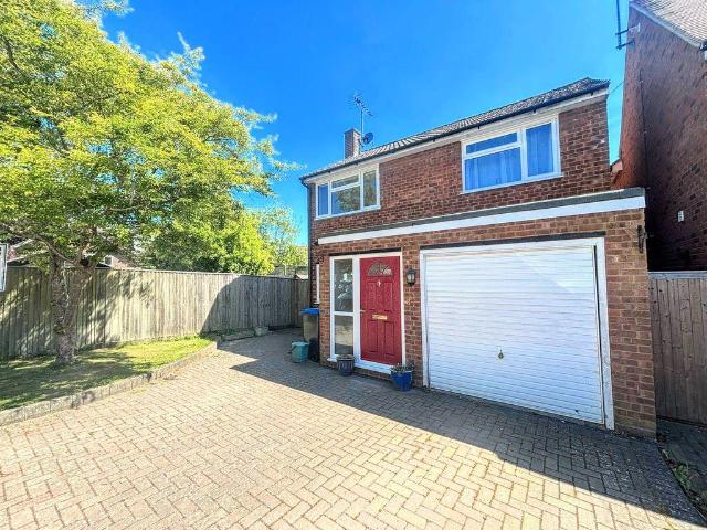 House for sale in Pouchen End, Hertfordshire