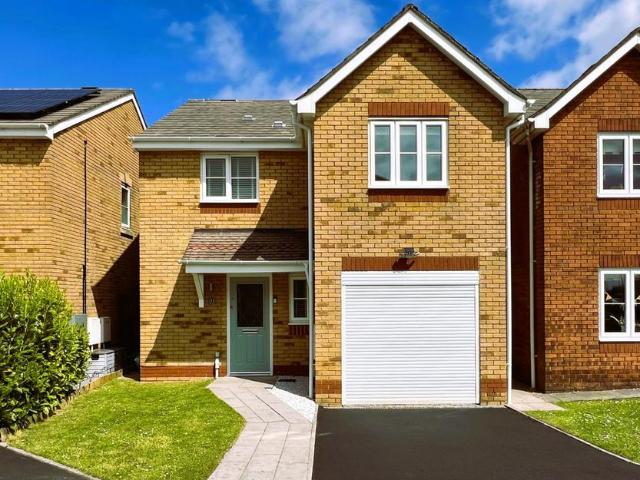 House for sale in Capel Hendre, Wales