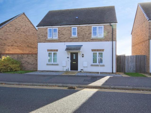 House for sale in Cardea, Peterborough