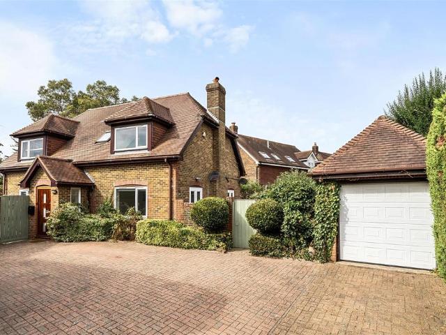 House for sale in Fontwell, Arun