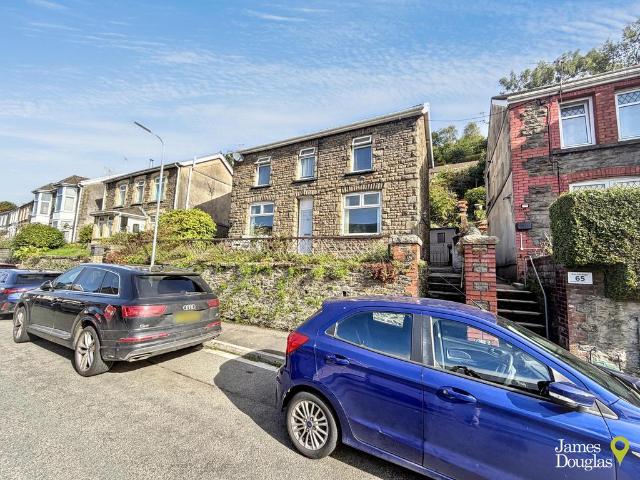 House for sale in Pantygraigwen, Pontypridd