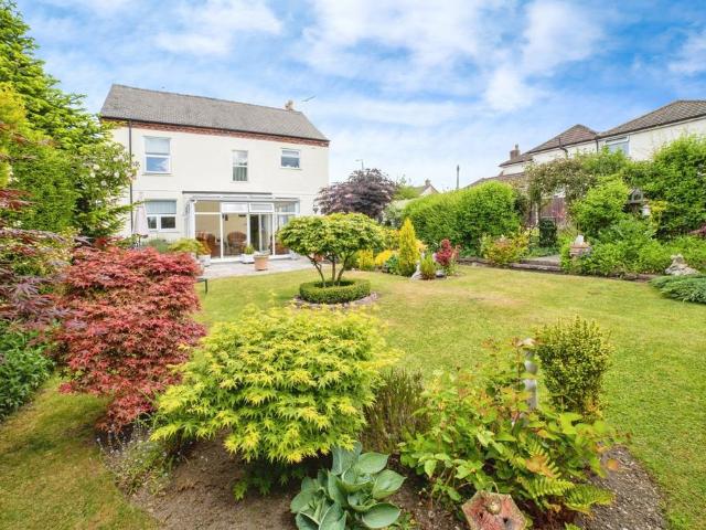 House for sale in Elmton, East Midlands
