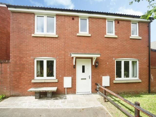 House for sale in North Petherton, Somerset