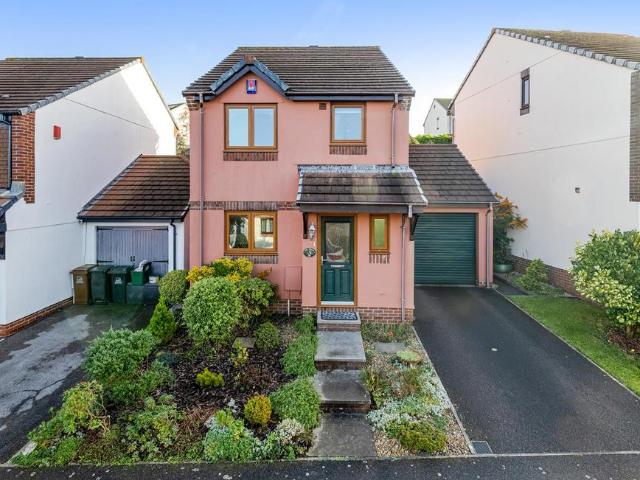 House for sale in Strode, Devon