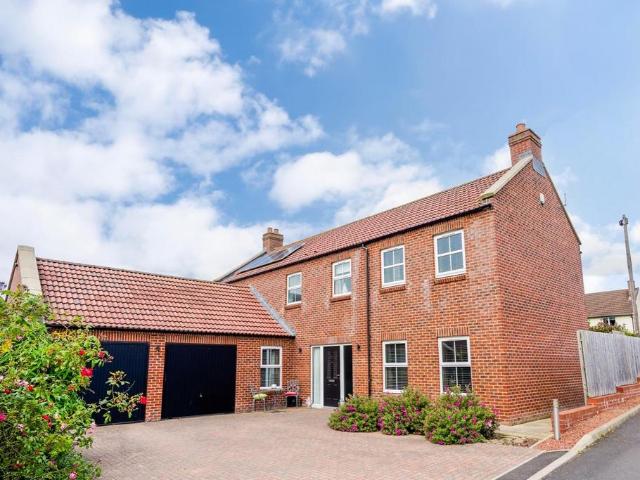House for sale in Pegswood, Northumberland