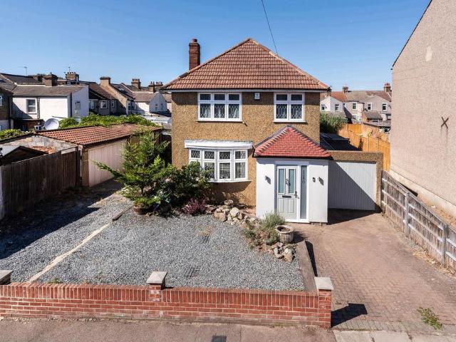 House for sale in Northumberland Heath, Greater London