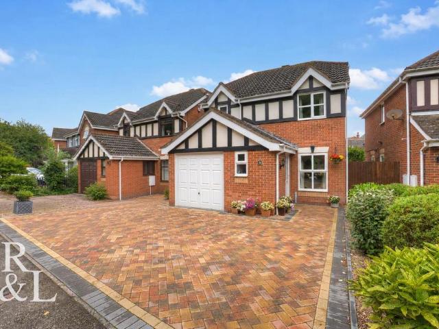 House for sale in Measham, Leicestershire