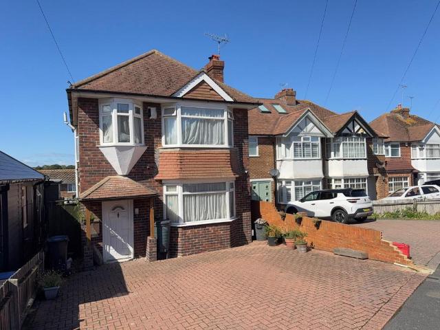 House for sale in East Cliff, Acol