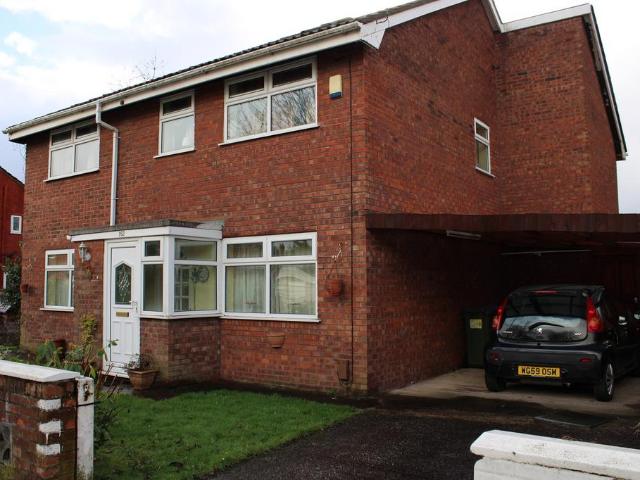House for sale in Gorse Hill, Trafford Park