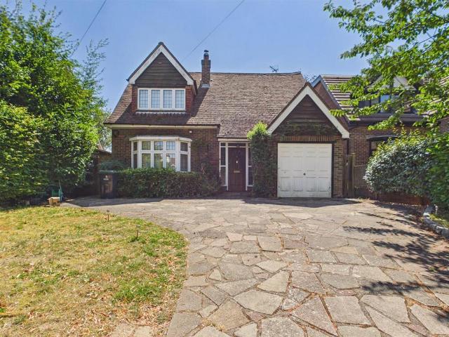 House for sale in London Borough of Croydon, Greater London