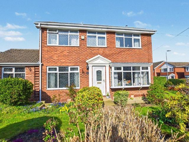 House for sale in Horbury, West Yorkshire
