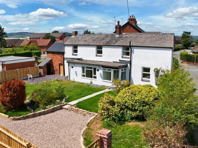 House for sale in Ifton Heath, Shropshire
