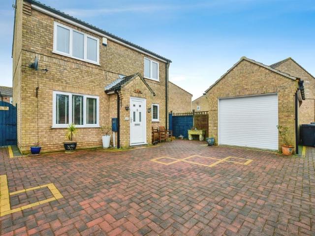 House for sale in Seacroft, Belleau