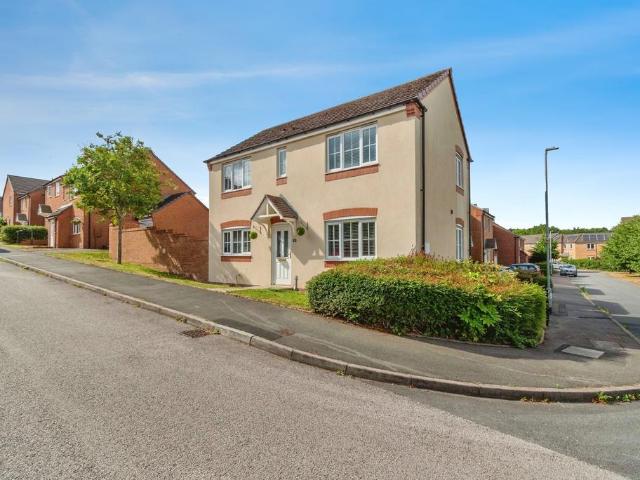 House for sale in Heath Hayes and Wimblebury, Chadsmoor
