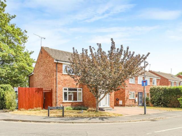 House for sale in Green Close, Warwickshire