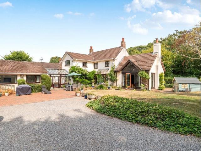 House for sale in Farleigh, Backwell