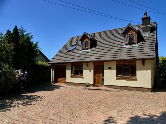 House for sale in Llangain, Wales