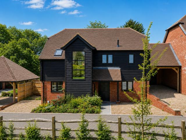 House for sale in Sandown Park, Kent
