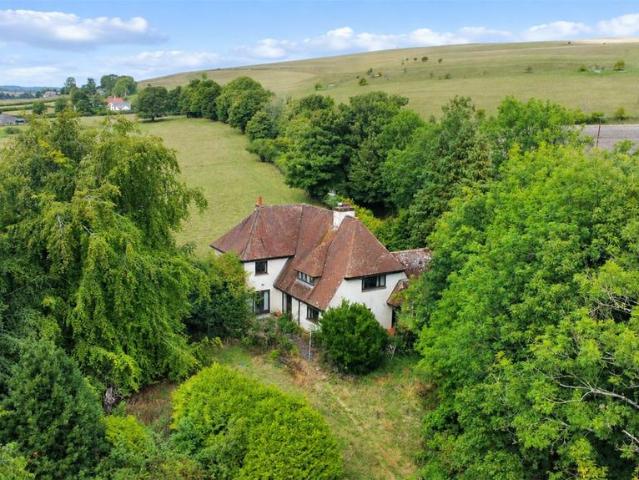 House for sale in Kingston Deverill