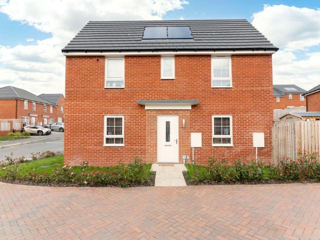 House for sale in Thurlstone, South Yorkshire