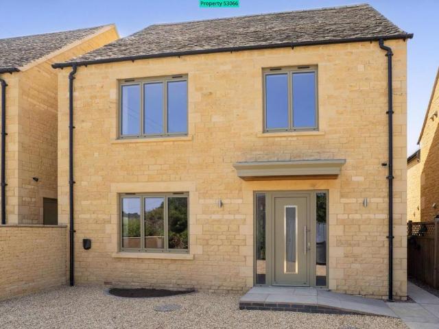 House for sale in Fossebridge, Gloucestershire
